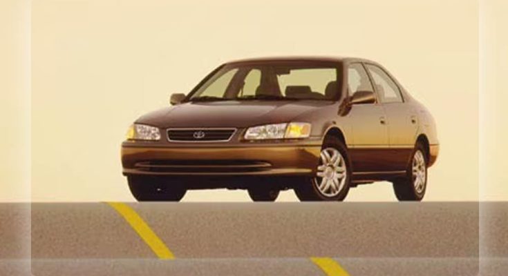 2001 Toyota Camry CE Specs & Features
