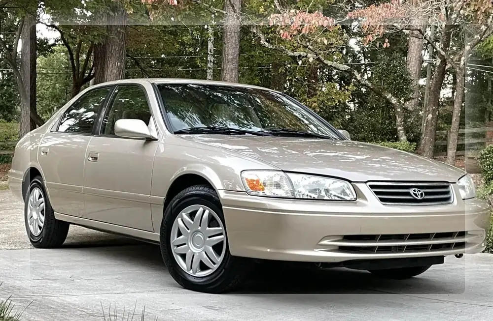 2001 Toyota Camry LE Specs & Features