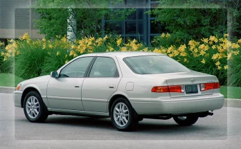 2001 Toyota Camry specs features